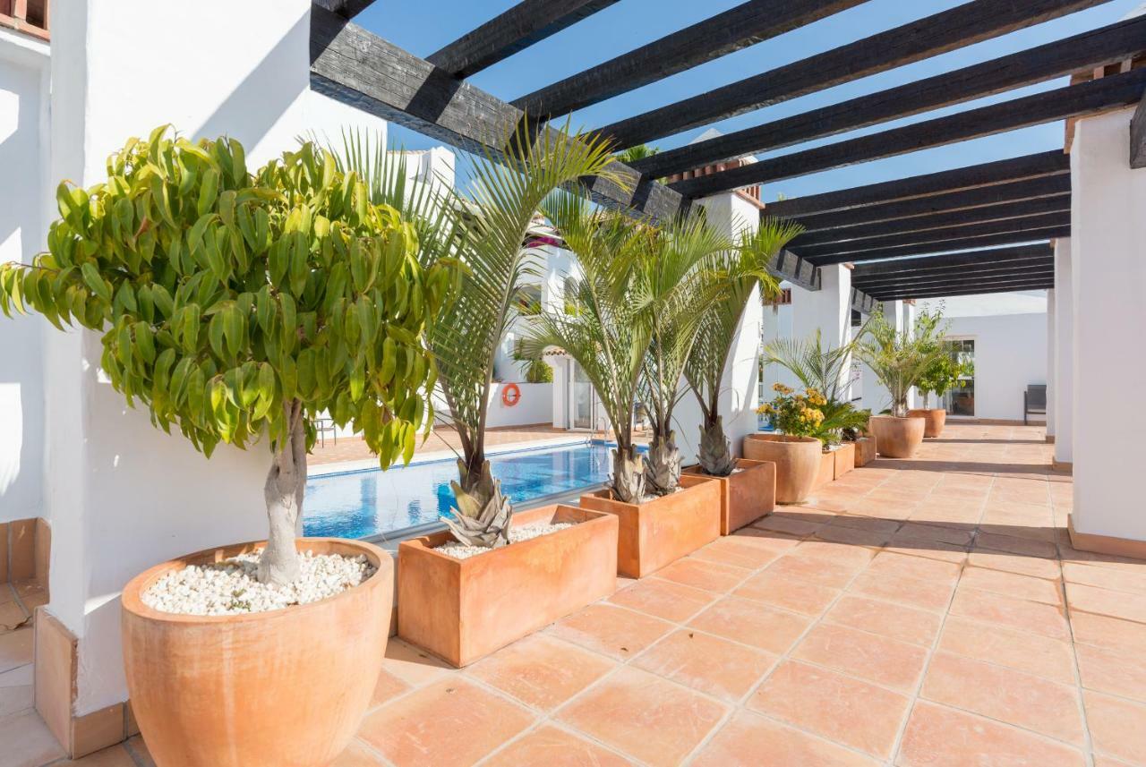 טורמולינוס Luxury Duplex- 7 Minutes From The Beach מראה חיצוני תמונה