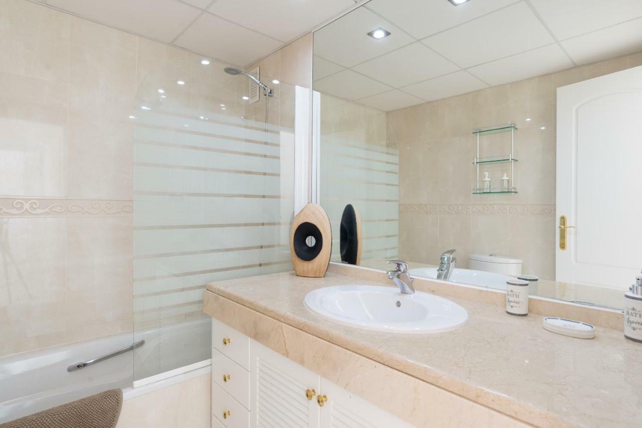 טורמולינוס Luxury Duplex- 7 Minutes From The Beach מראה חיצוני תמונה