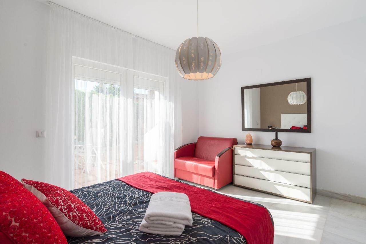 טורמולינוס Luxury Duplex- 7 Minutes From The Beach מראה חיצוני תמונה