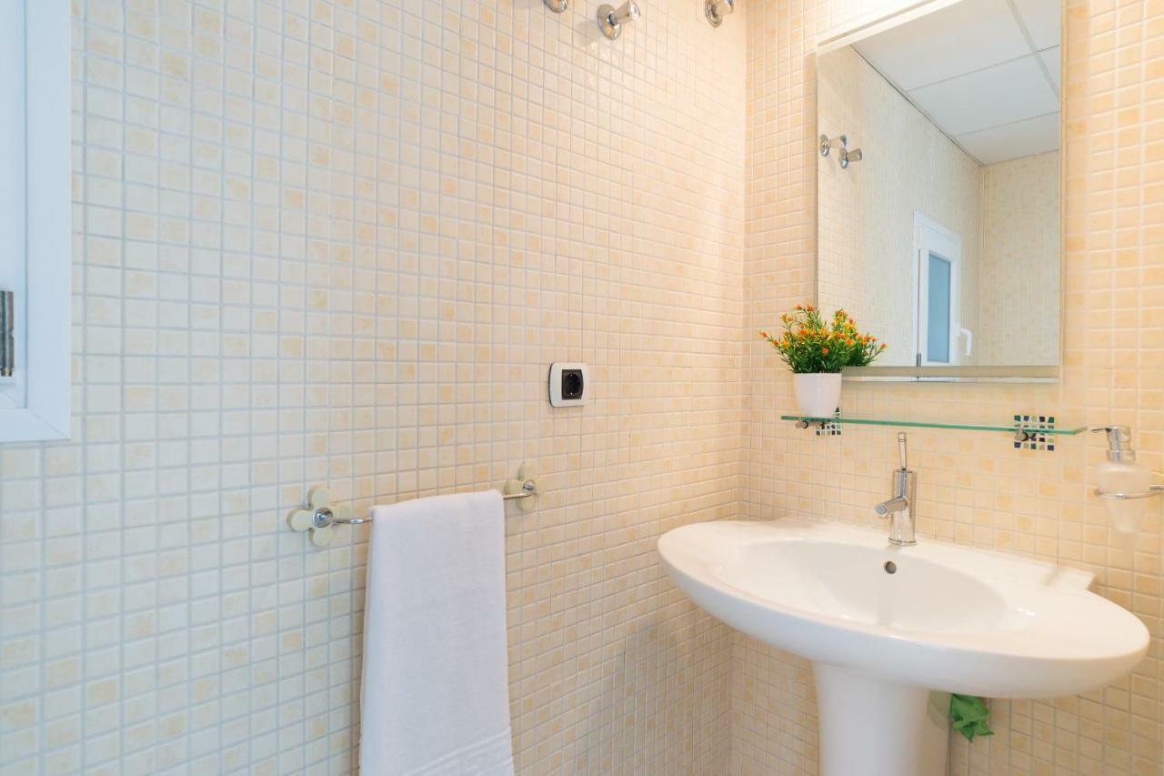טורמולינוס Luxury Duplex- 7 Minutes From The Beach מראה חיצוני תמונה