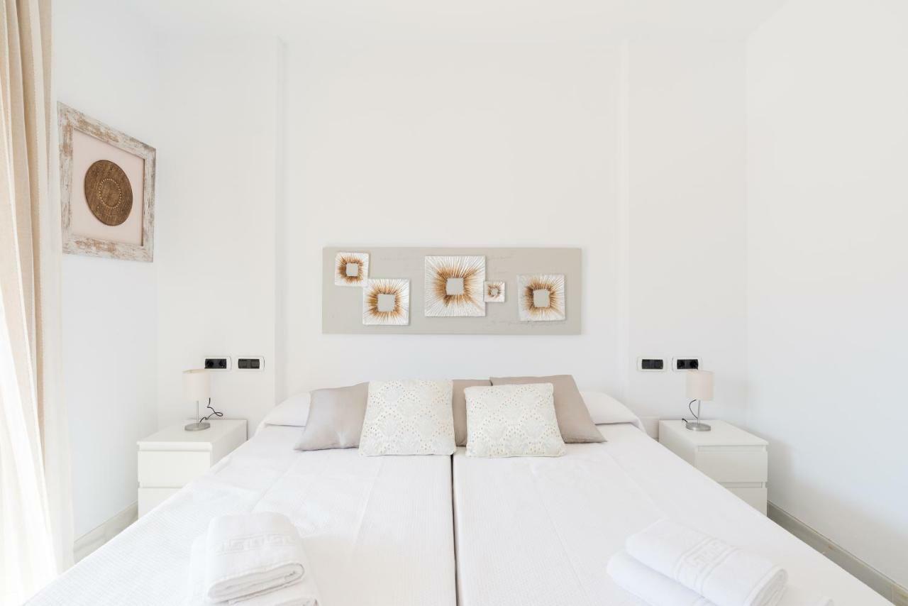 טורמולינוס Luxury Duplex- 7 Minutes From The Beach מראה חיצוני תמונה